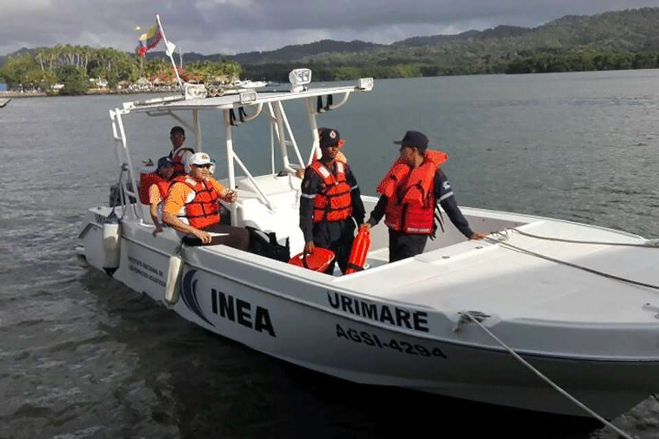 INEA restringe zarpe de embarcaciones por llegada de Onda Tropical N. 16