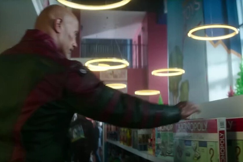 'Red One' lanza su primer y navideño tráiler con Dwayne Johnson y Chris Evans haciendo equipo y tratando de que los 250 millones de dólares de presupuesto se noten