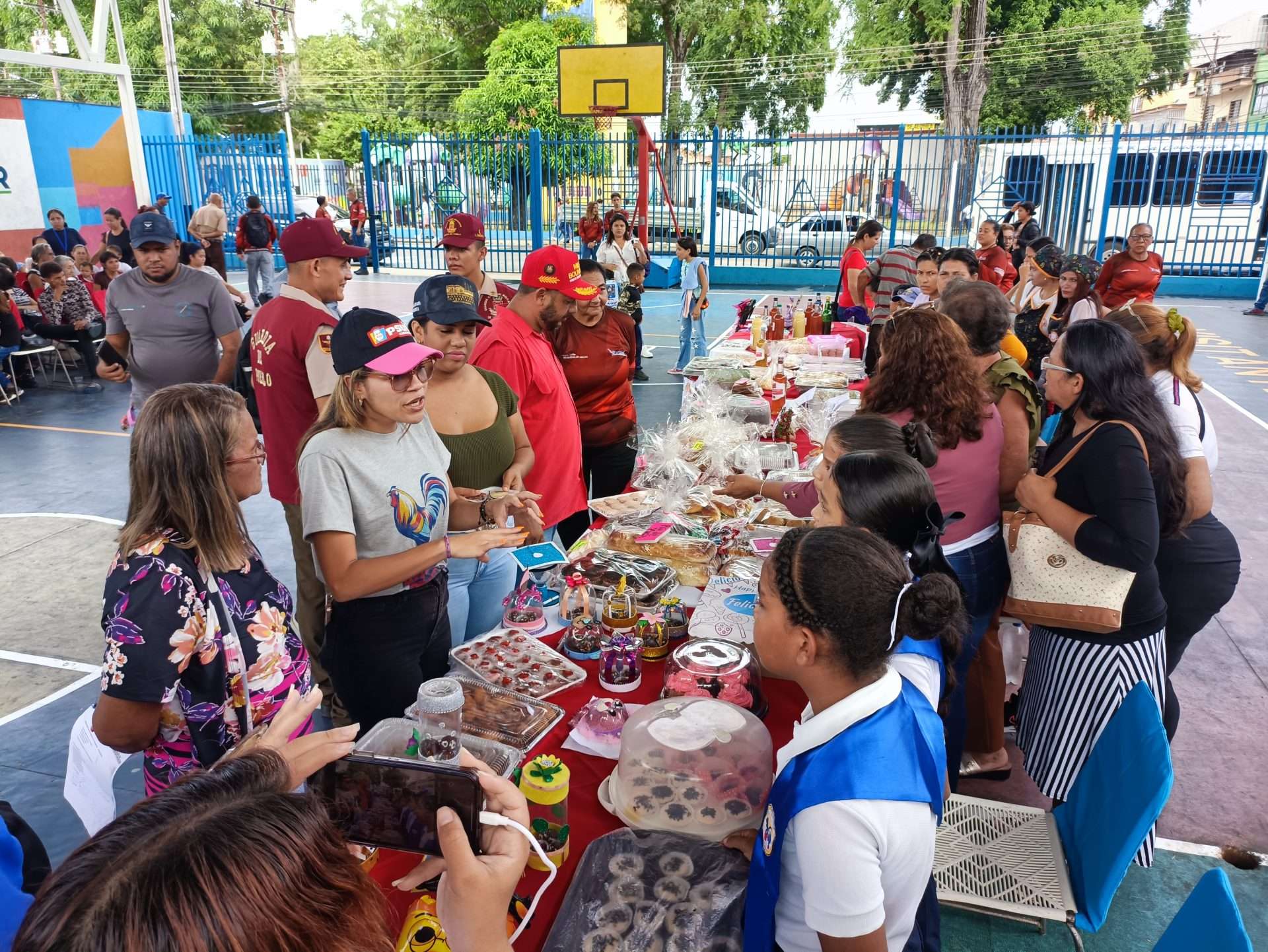 Certifican a más de 570 nuevos emprendedores en Carabobo