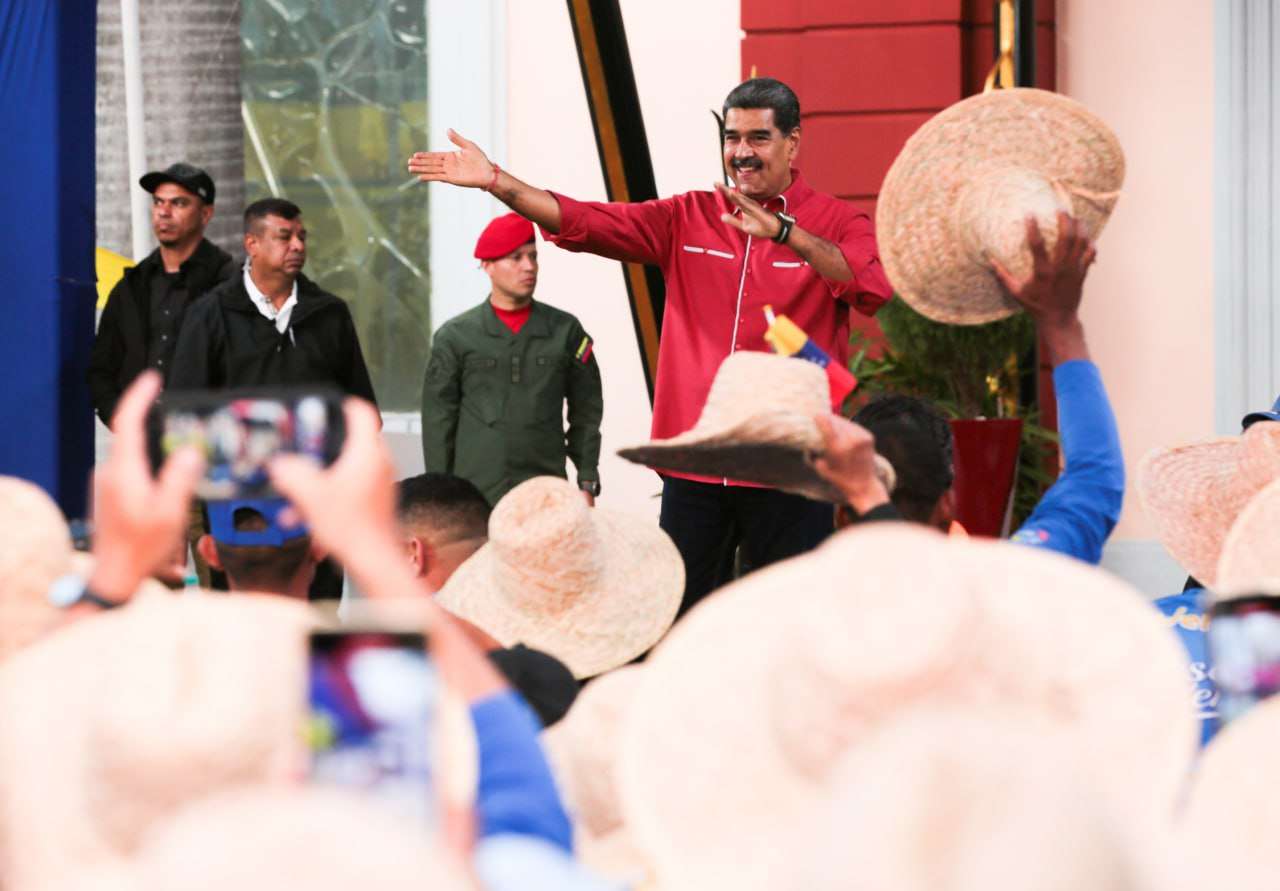 Maduro: González Urrutia desconoce a los poderes y eso es un Golpe de Estado