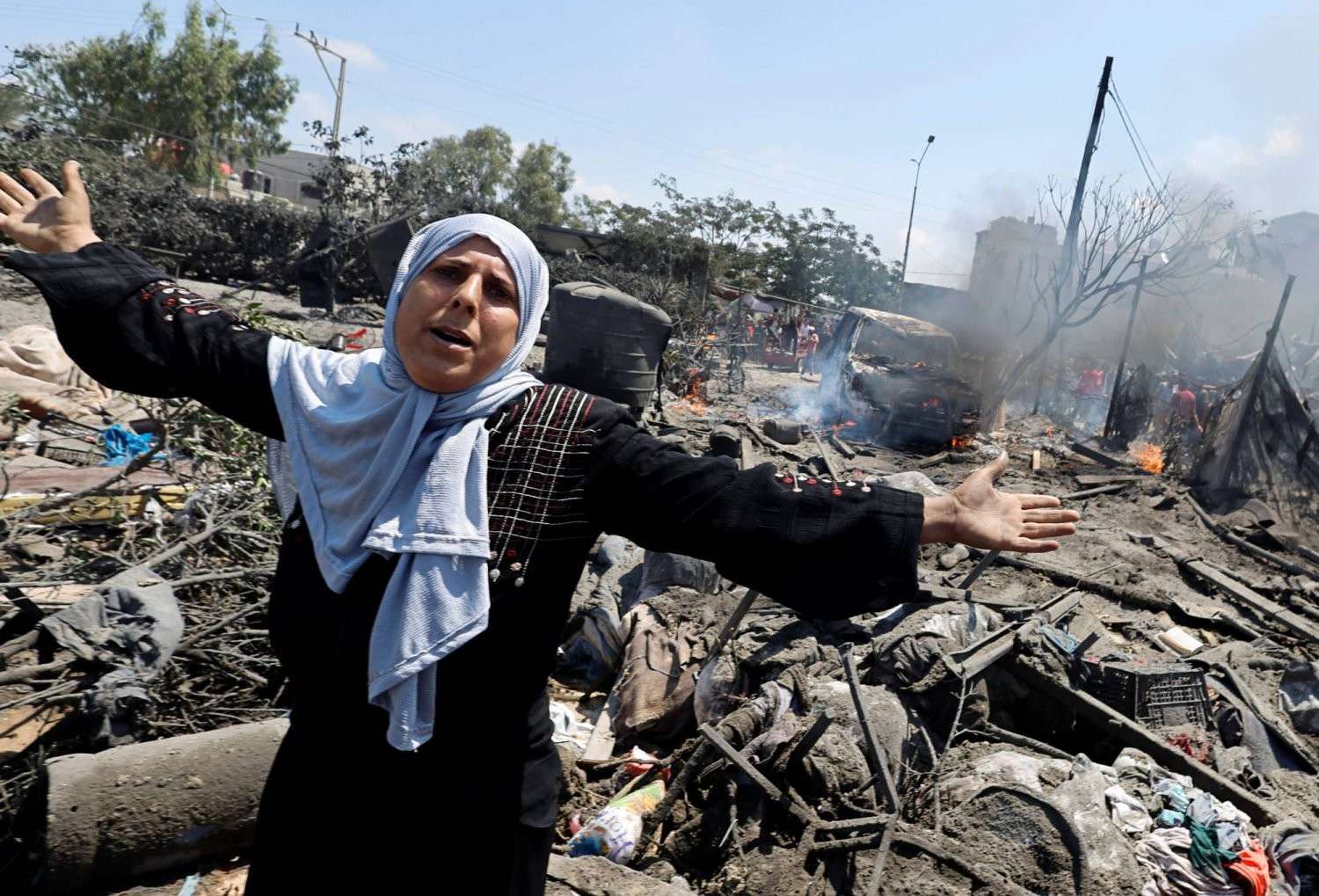 Ejército israelí asesina a 40 personas en “zona humanitaria” de Gaza