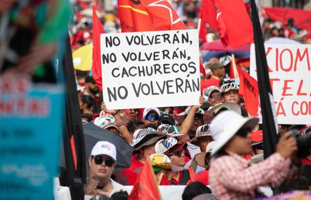 Hondureños colmaron las calles de Tegucigalpa en apoyo a Xiomara Castro