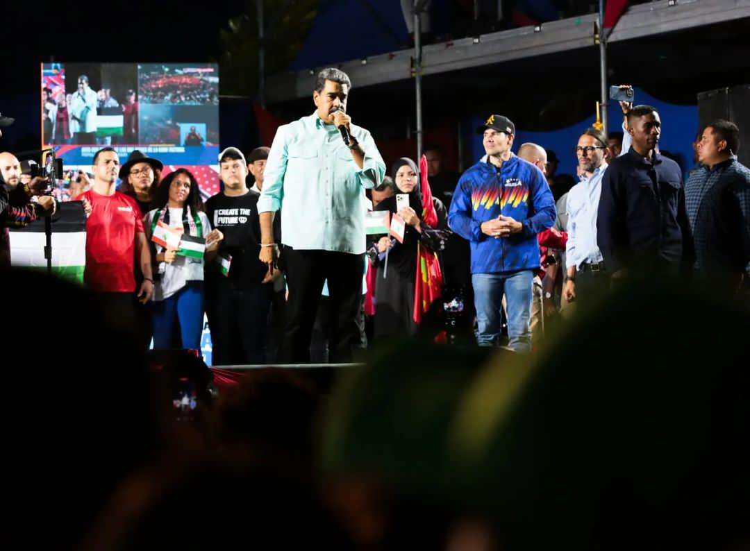 Presidente Maduro: Vamos a una gran revolución educativa de calidad