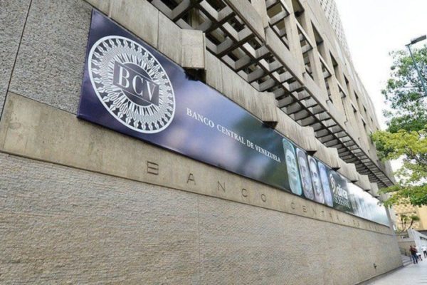 Así cerró el dólar en Venezuela este 22 de octubre de 2024