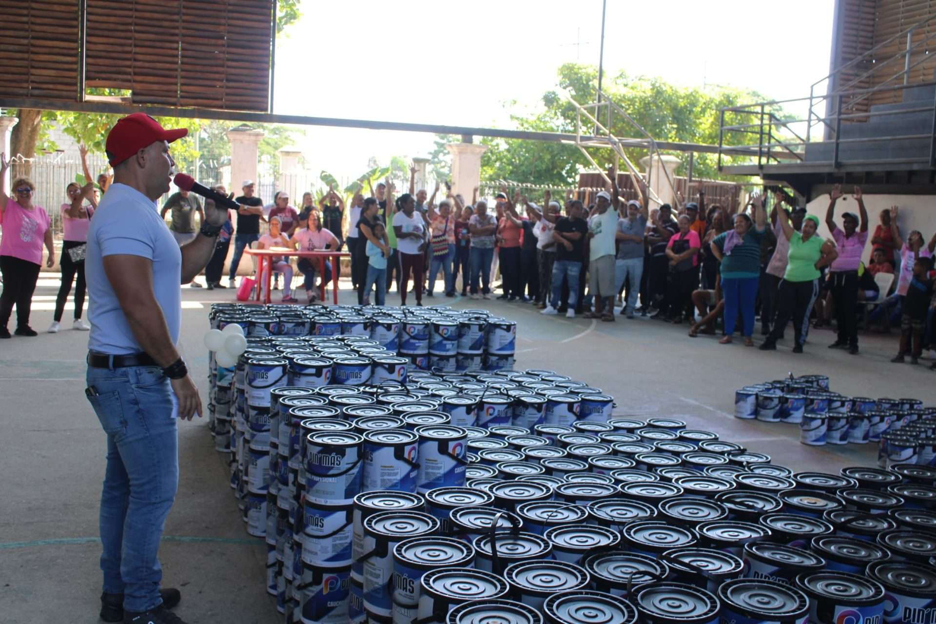 Comunas yaracuyanas reciben recursos para pintar unas 2 mil casas