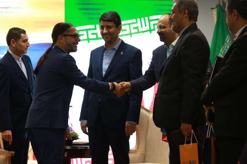 Ministros de Comunicación de Irán y Venezuela afianzan cooperación bilateral