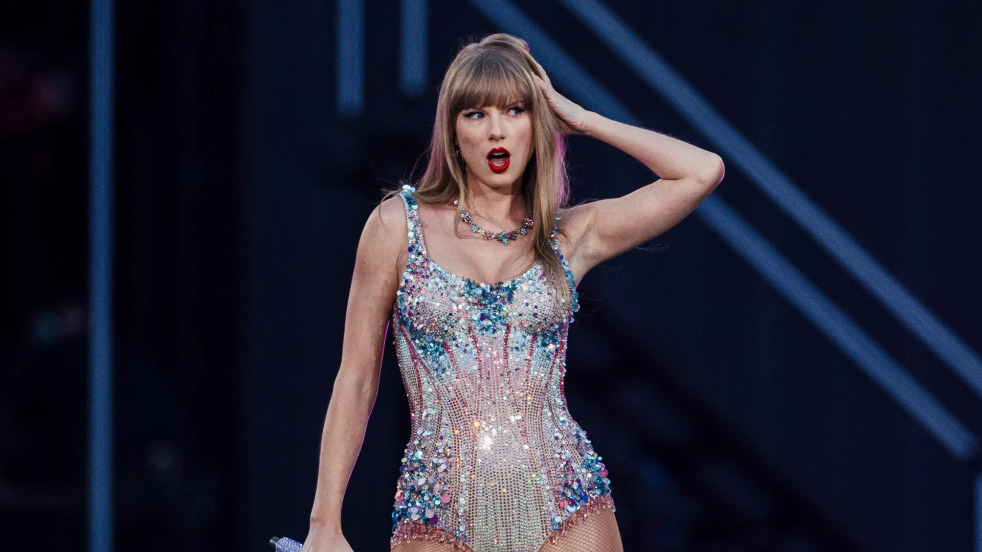 ¡Taylor Swift hace historia y rompe récord en los Grammy!