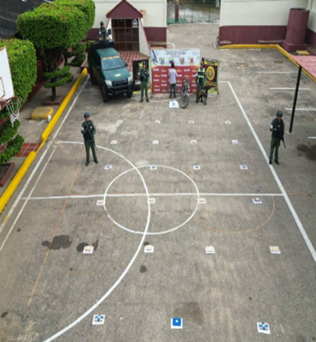 Detuvieron a tres sujetos con 60 panelas de droga 