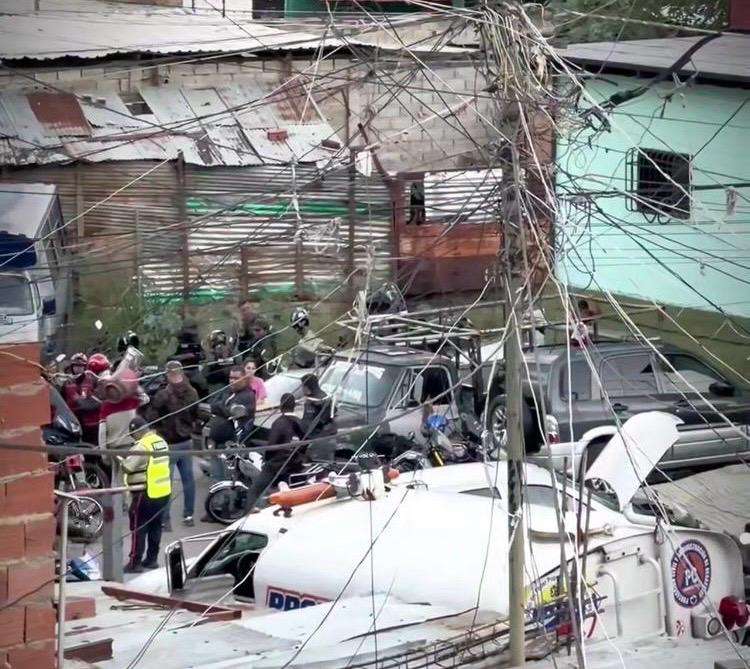 Murieron nueve miembros de una familia al incendiarse vivienda 