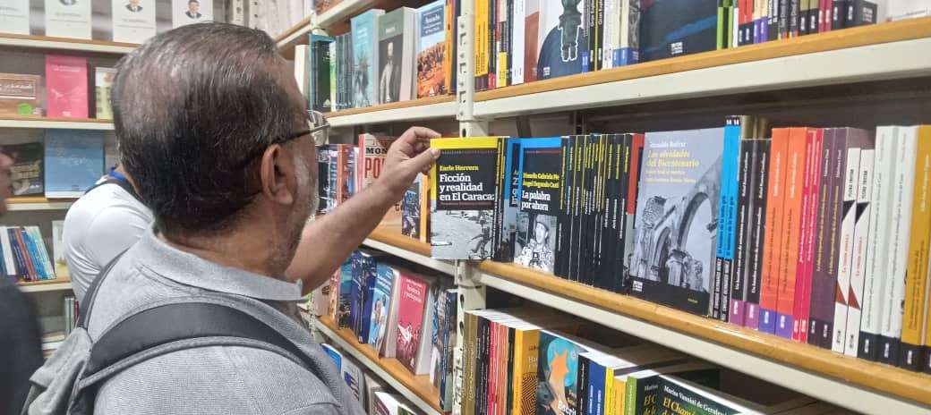 Santa Lucía del Tuy se llena de libros con la nueva librería del Sur
