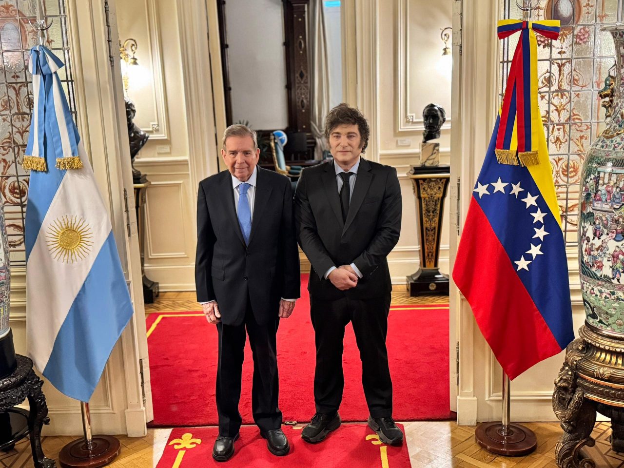 Milei recibió a Edmundo González en La Casa Rosada