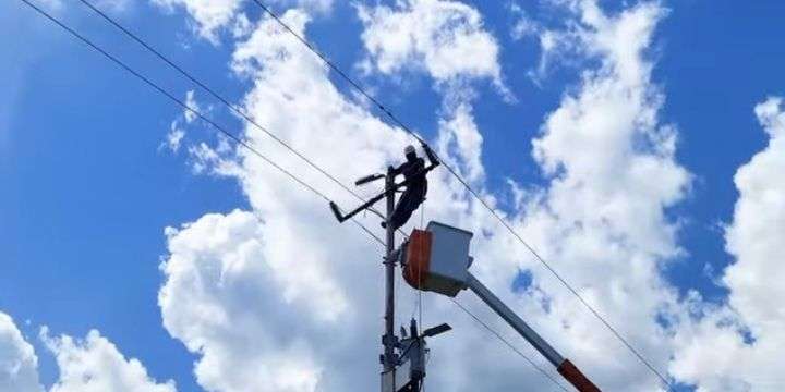 220 familias beneficiadas con nuevo tendido eléctrico en La Guajira