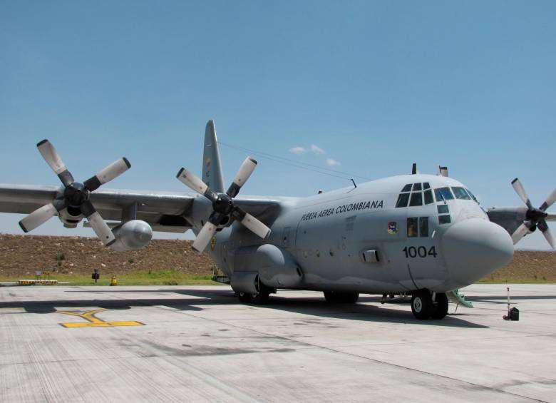 Colombia envía avión militar para repatriar migrantes desde EEUU