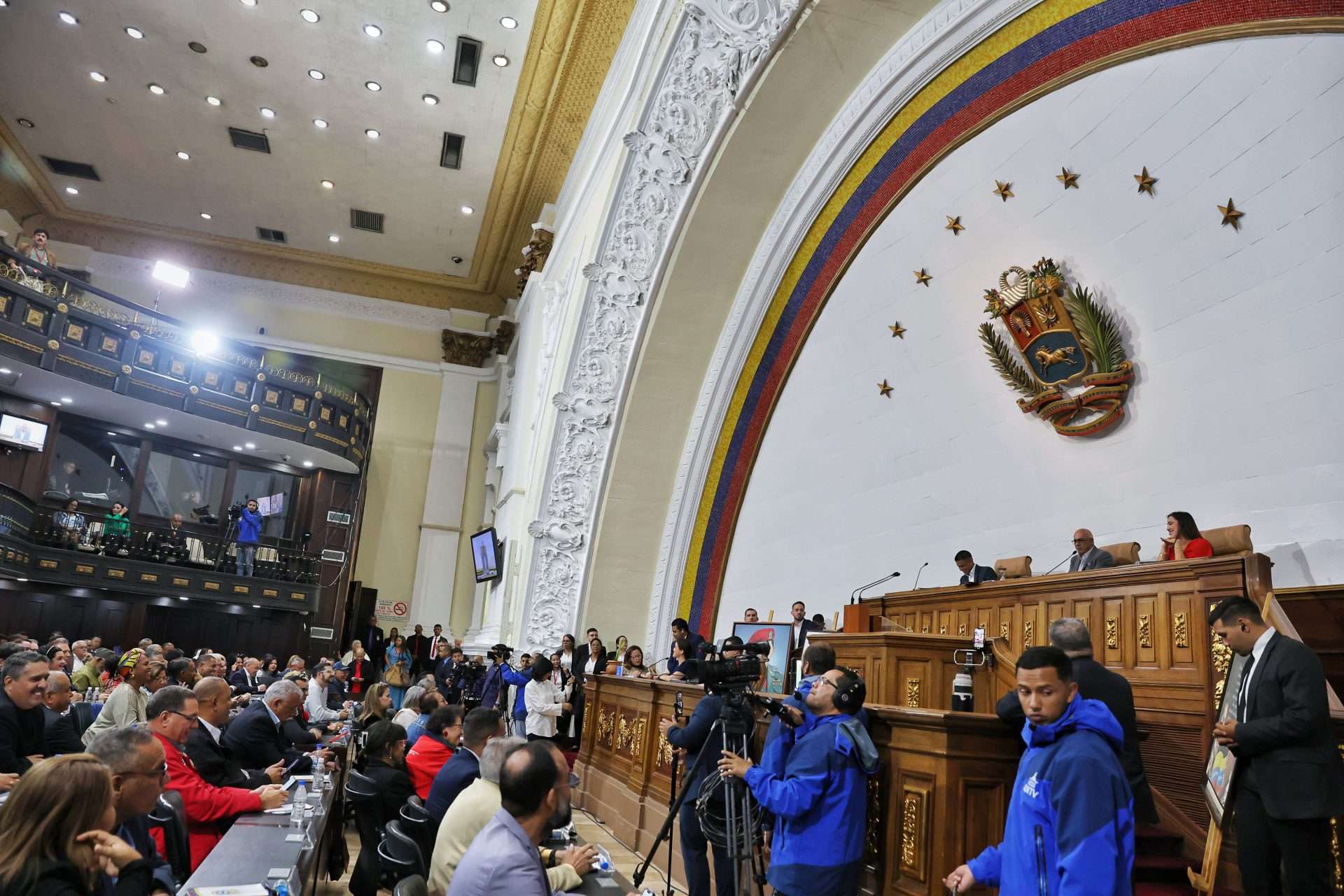 Quienes hayan pedido sanciones no podrán participar en megaelecciones