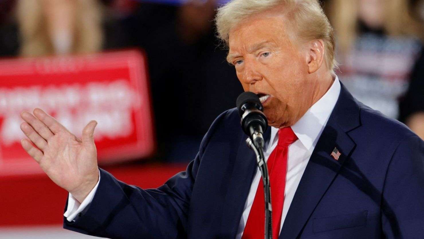 Trump bloquea a Colombia por no aceptar repatriaciones