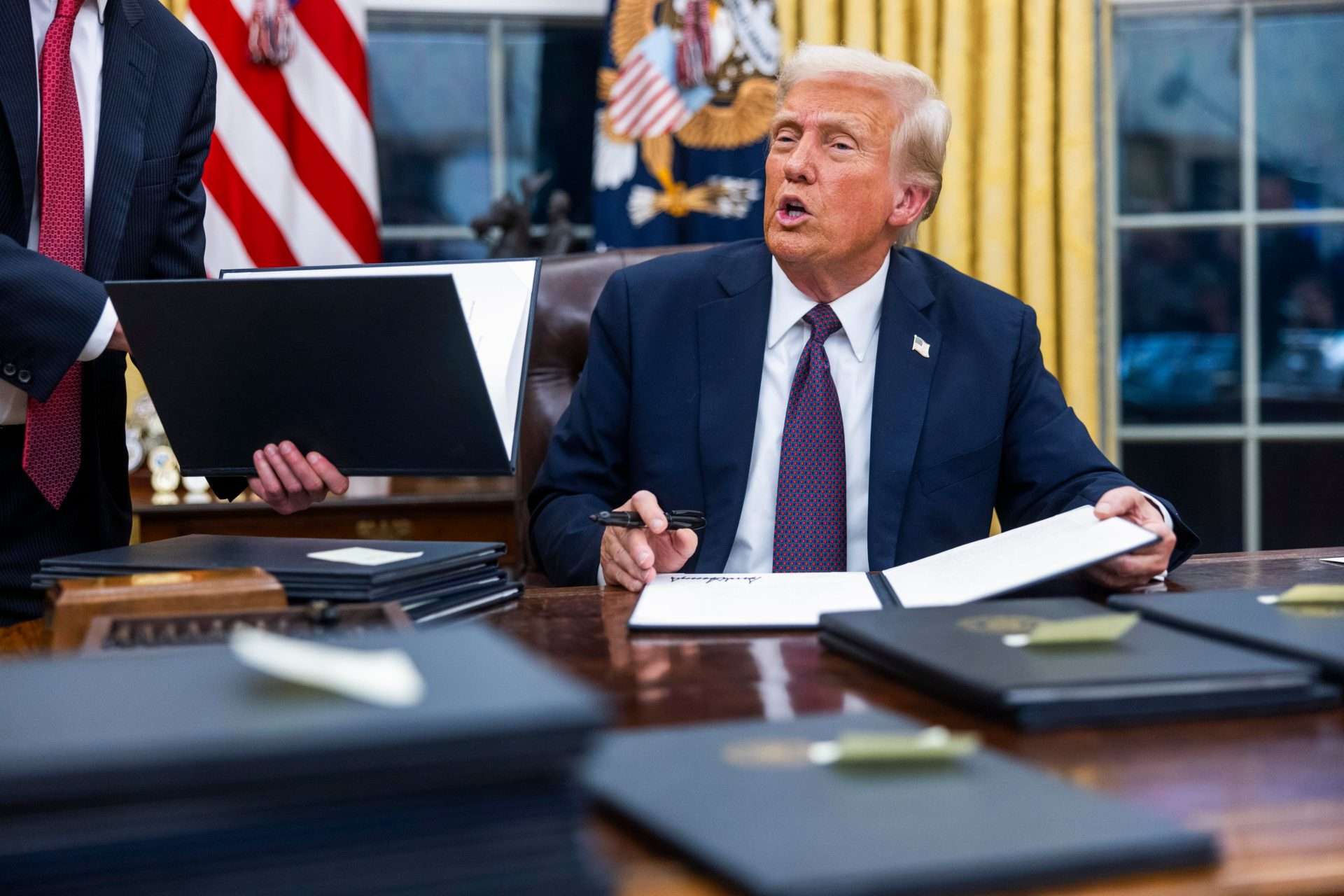 Trump castiga a sus socios de la UE con "aranceles recíprocos"