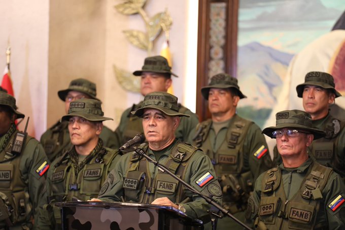 28 buques extranjeros operan sin derecho en la zona en reclamación con Guyana