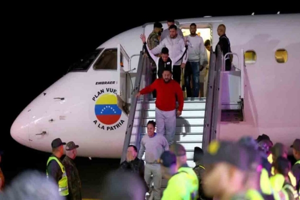 Venezuela reanuda este domingo vuelos de repatriación desde EEUU