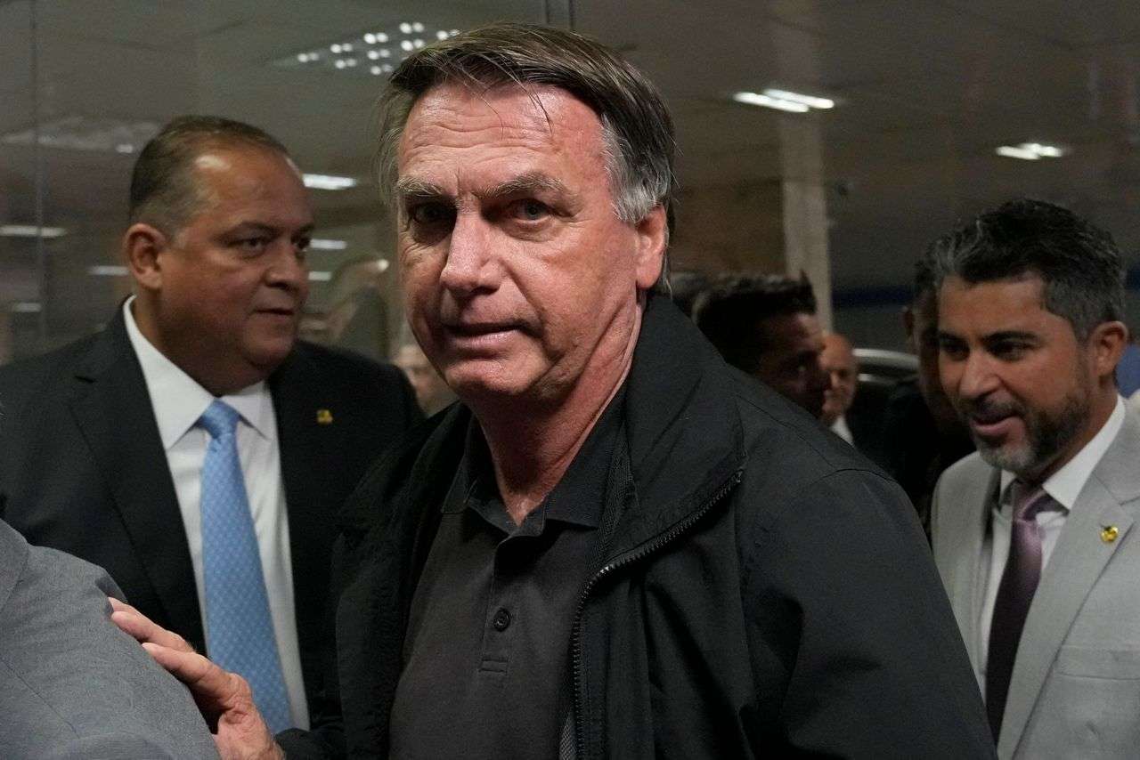 A fin de mes el Supremo analizará denuncia contra Bolsonaro por golpismo