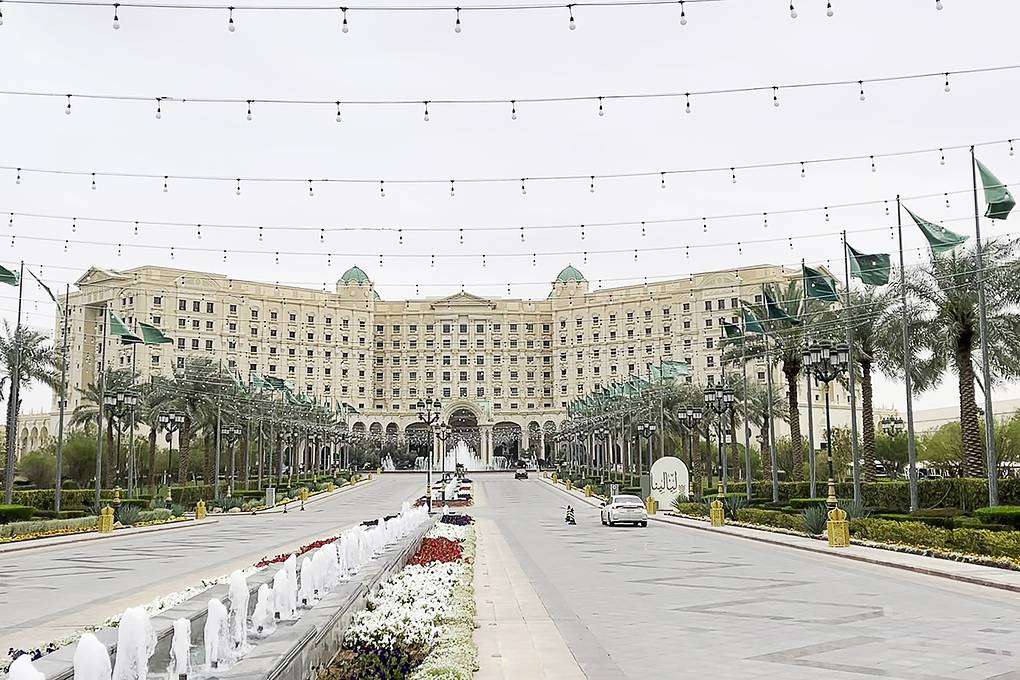 Delegación rusa llega a Riad para consultas con EEUU