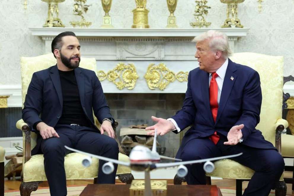 Bukele planea ampliar el Cecot para recluir más migrantes expulsados de EEUU