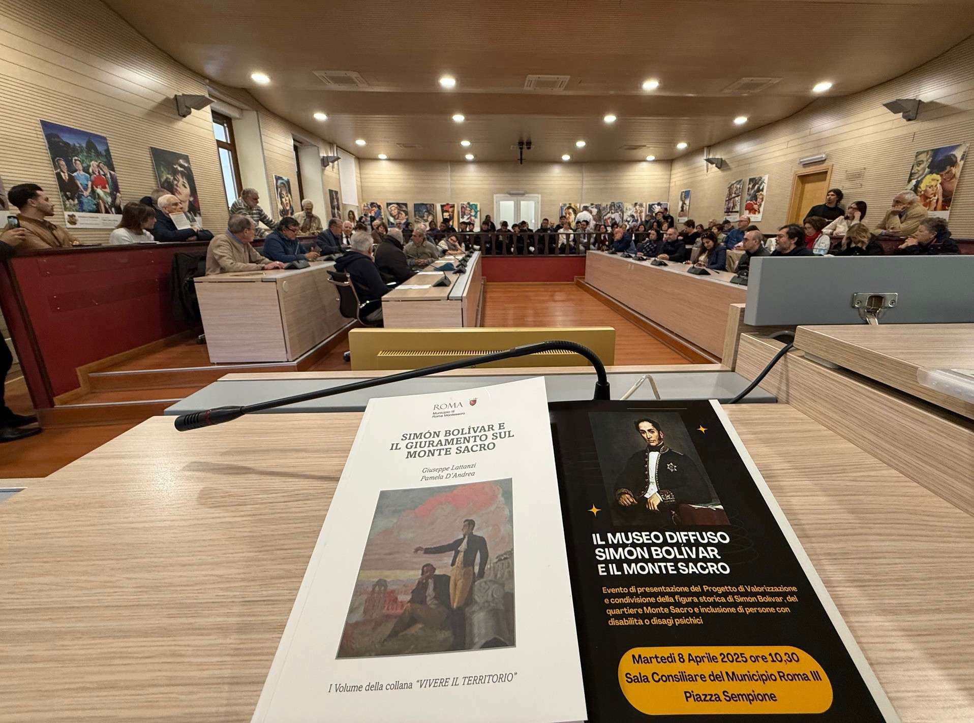 Con un proyecto y un libro honran Juramento de Monte Sacro en Italia