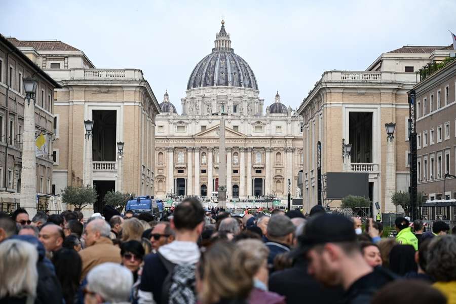 Delegación venezolana participó en actos de despedida del Papa Francisco