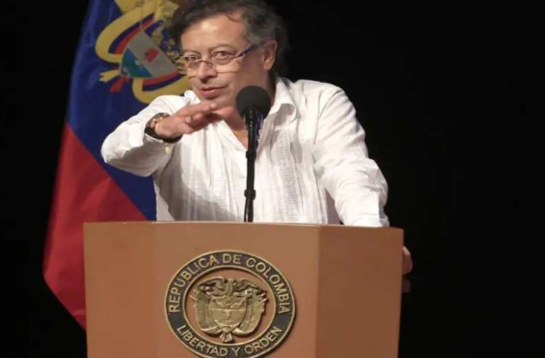 Petro propone refundar la Gran Colombia