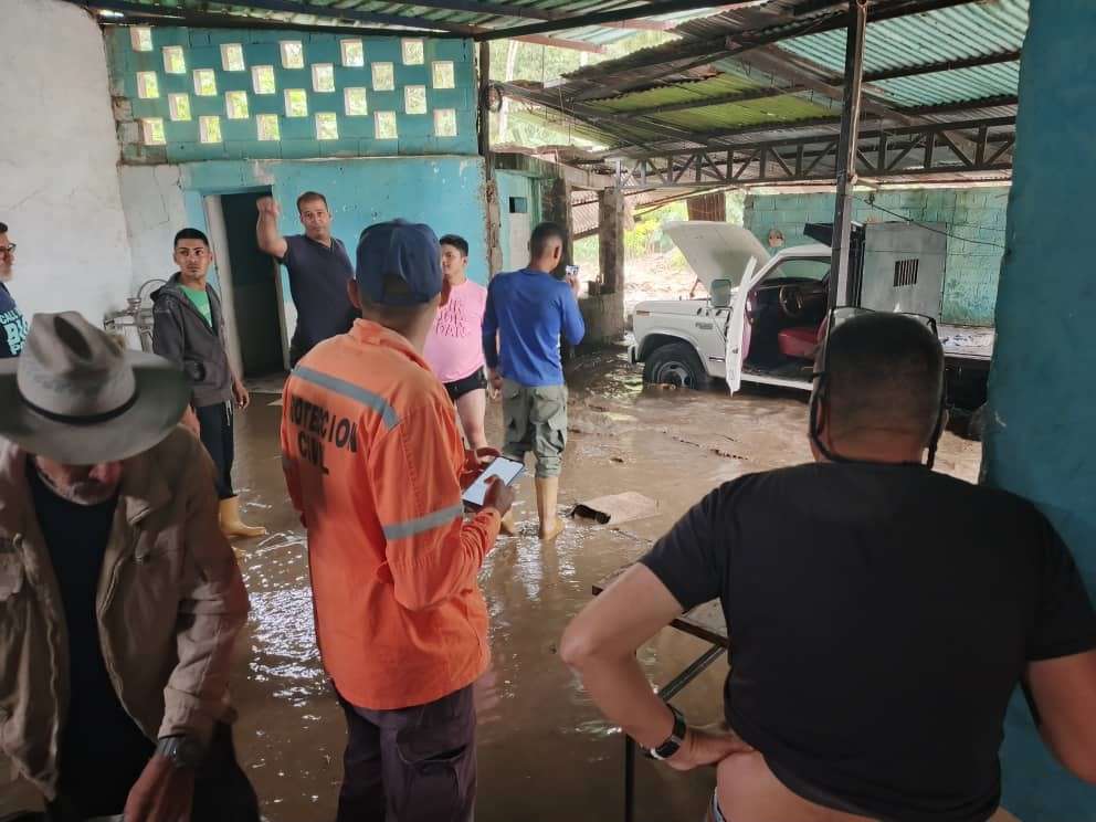 Fuerza de Tareas atiende afectaciones por lluvias en Trujillo