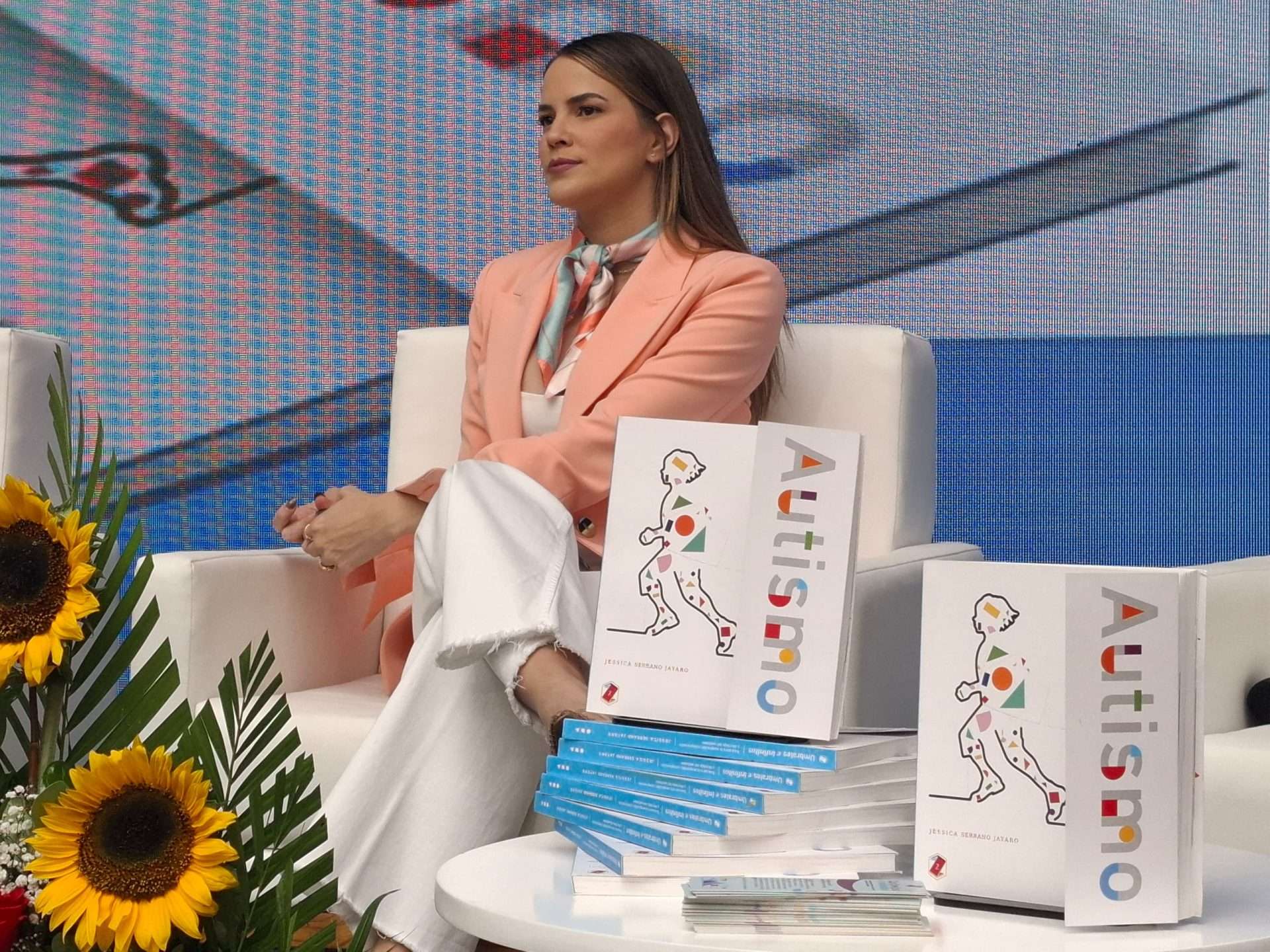 “Umbrales e Infinitos”: una luz de esperanza y amor en la Filven 2025