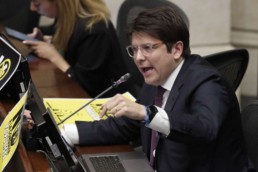 En Colombia sentencian a menor que disparó a Miguel Uribe Turbay