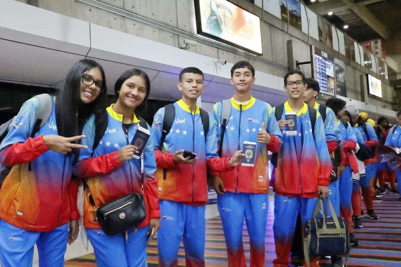 Estudiantes venezolanos con los mejores promedios viajaron a México