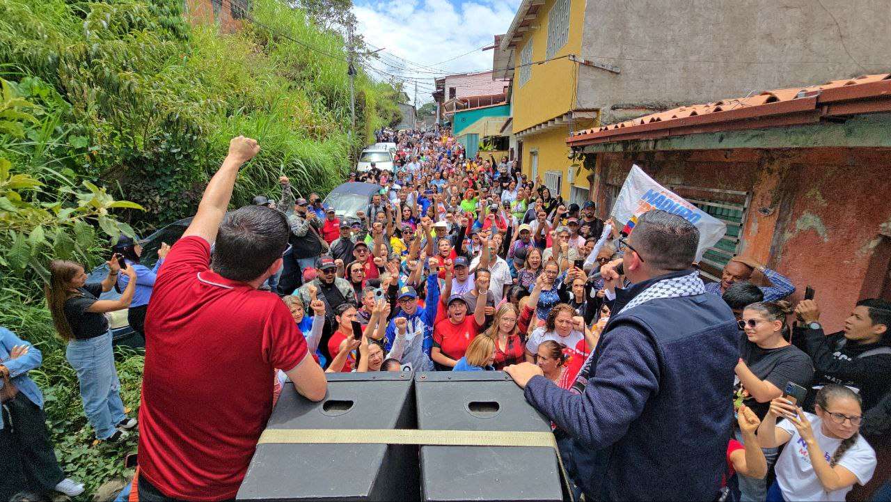 Merideños se movilizaron en respaldo al presidente Maduro