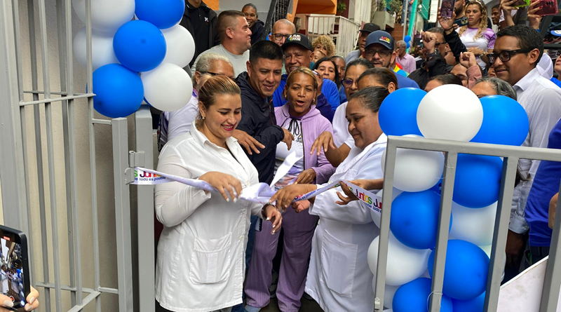 Reinauguran ambulatorio “El Reencuentro” del barrio José Félix Ribas