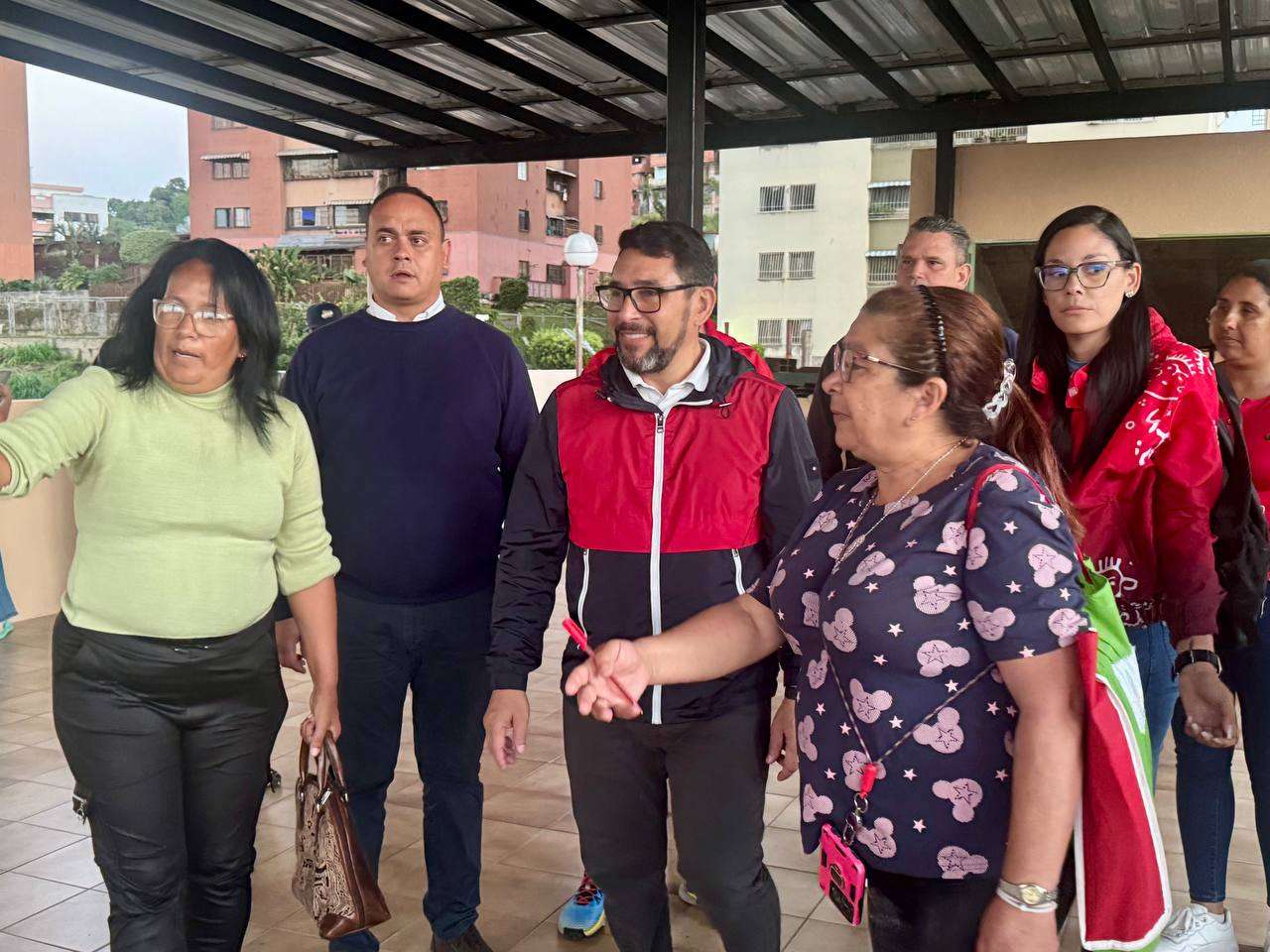 Proyectos socioproductivos impulsan calidad de vida de residentes en Los Teques