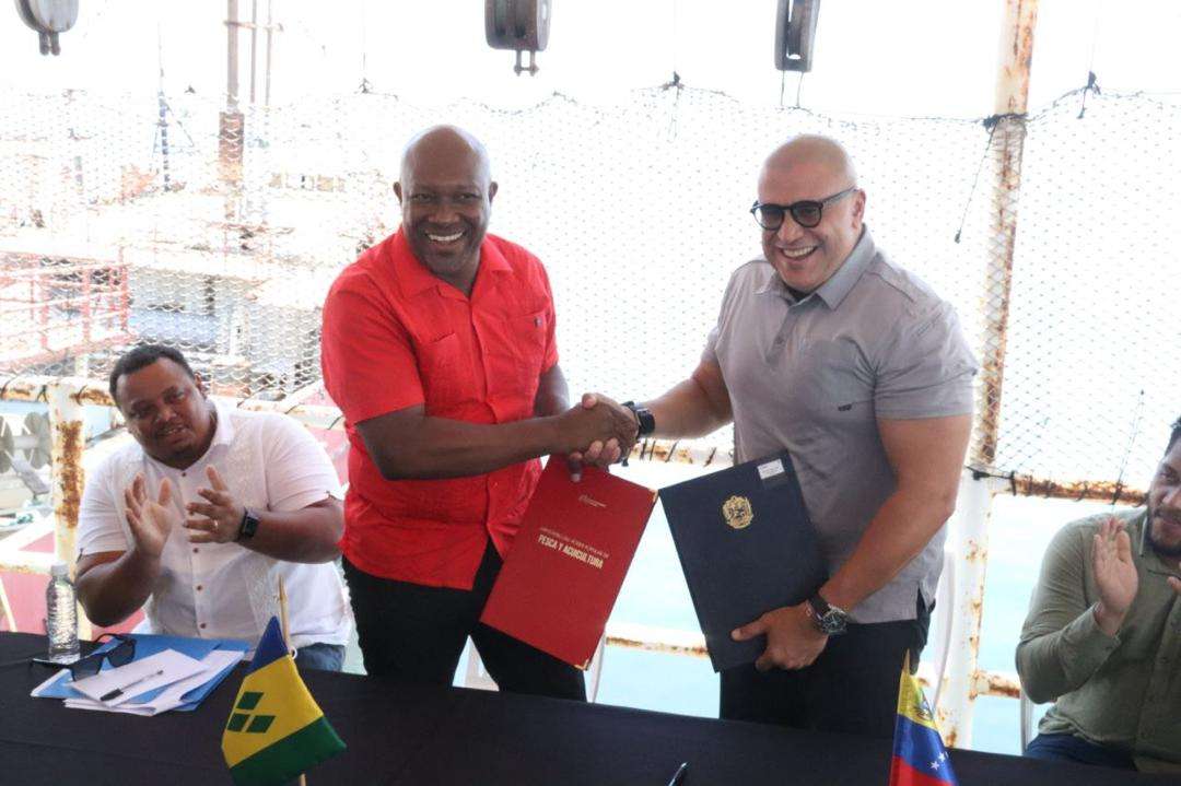 Venezuela y San Vicente y Las Granadinas fortalecen lazos pesqueros con ALBA Azul