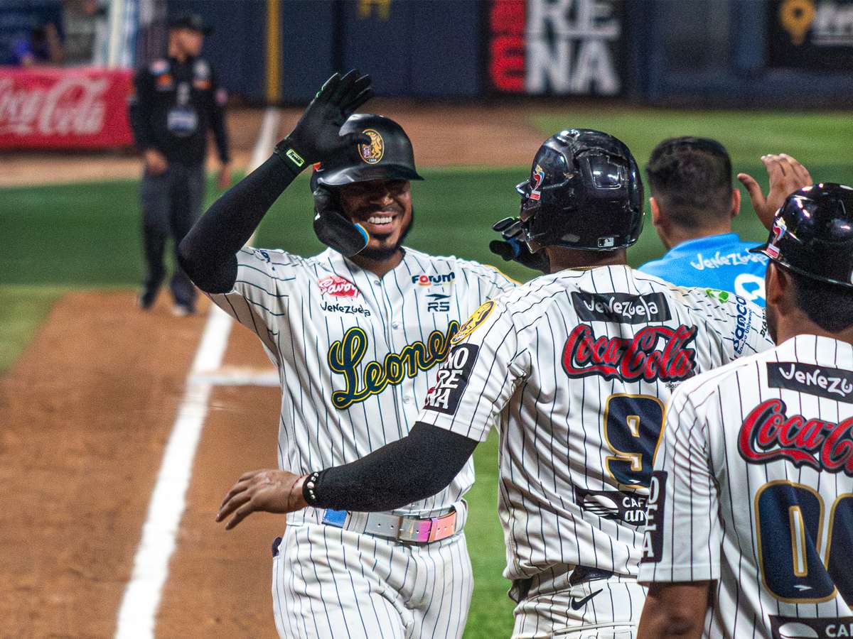 Harold Castro brilla dentro de la ofensiva de Leones