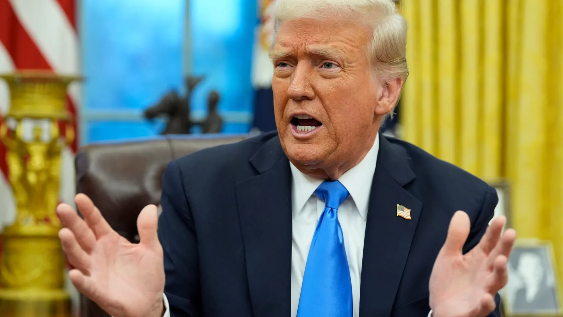 Trump cancela todas las órdenes ejecutivas firmadas por Joe Biden con 'autopen'