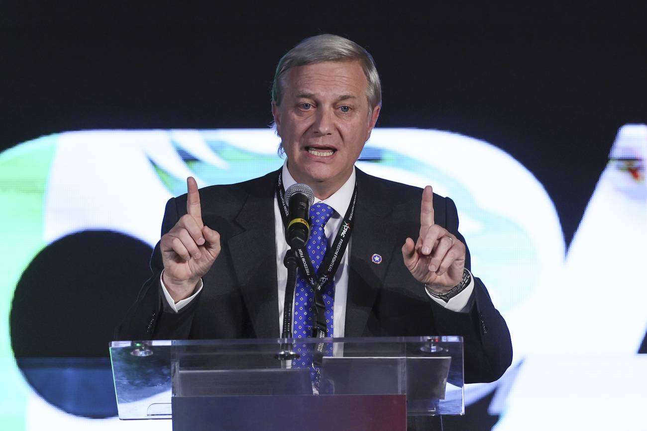 Gracias a Boric Pinochet vuelve a La Moneda