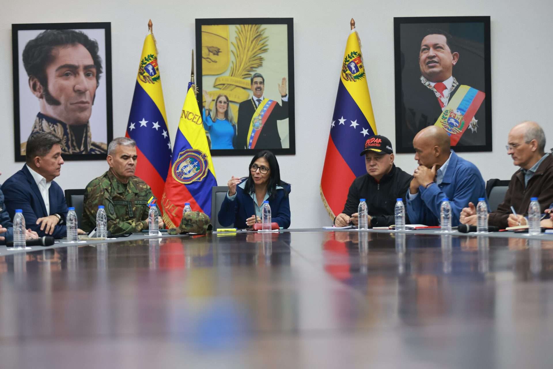 Delcy Rodríguez lidera Consejo de Ministros en Miraflores