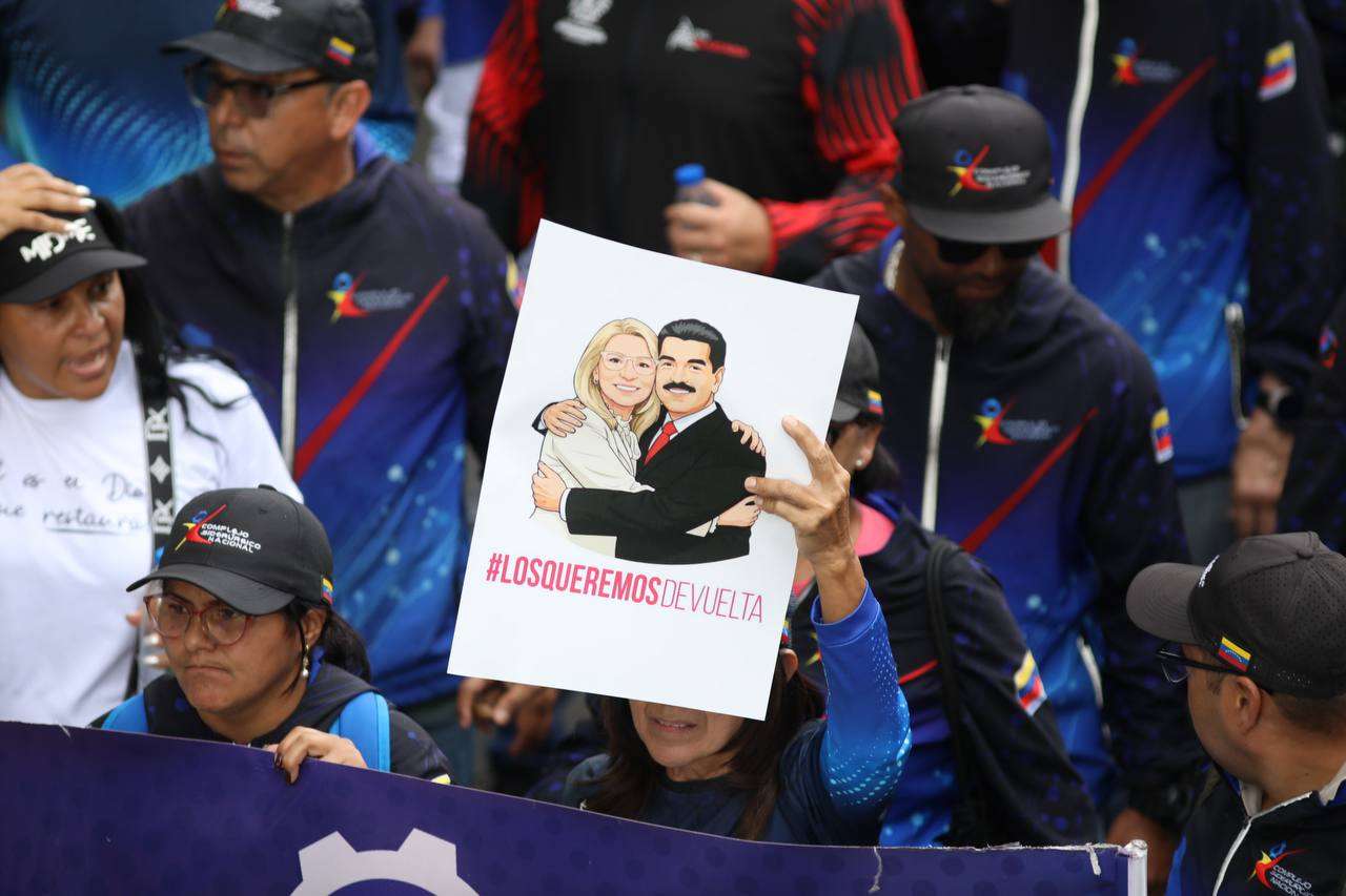 El pueblo venezolano sigue movilizado para exigir liberación de Maduro y Cilia