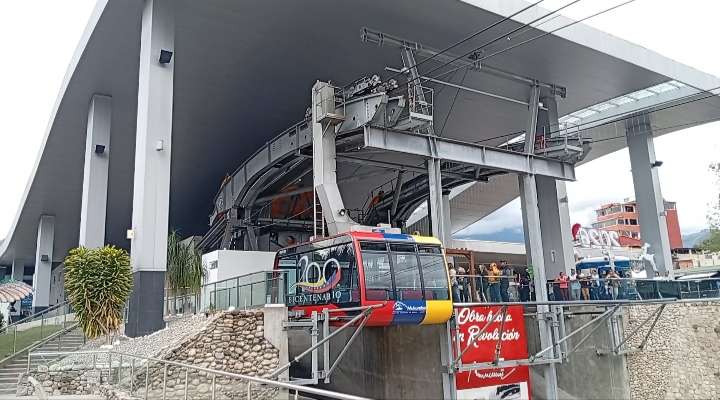 Teleférico de Mérida anunció cierre temporal