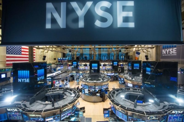 Wall Street en caída, lastrada por los aranceles de 104% aplicados por Trump a China
