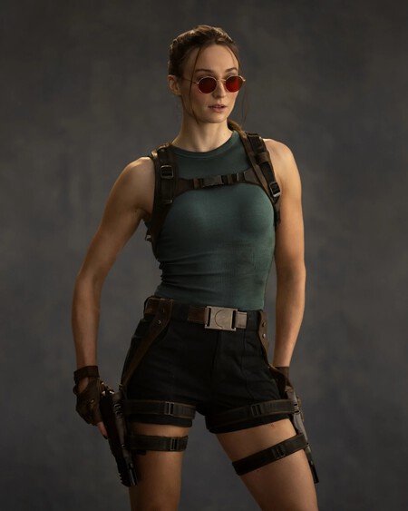 Sophie Turner Lara Croft