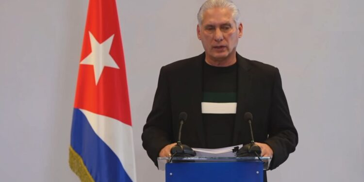 Díaz-Canel destaca la 'solidaridad' de México después de la llegada de 814 toneladas de víveres