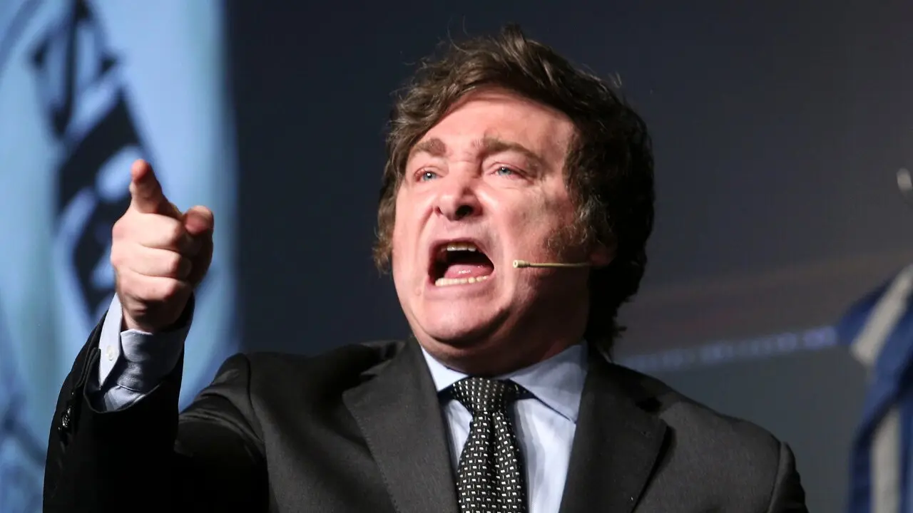 “Ajuste neoliberal” de Milei suma 63 mil despidos en el sector público