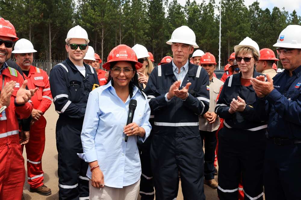 Delcy: Venezuela debe estar libre de sanciones
