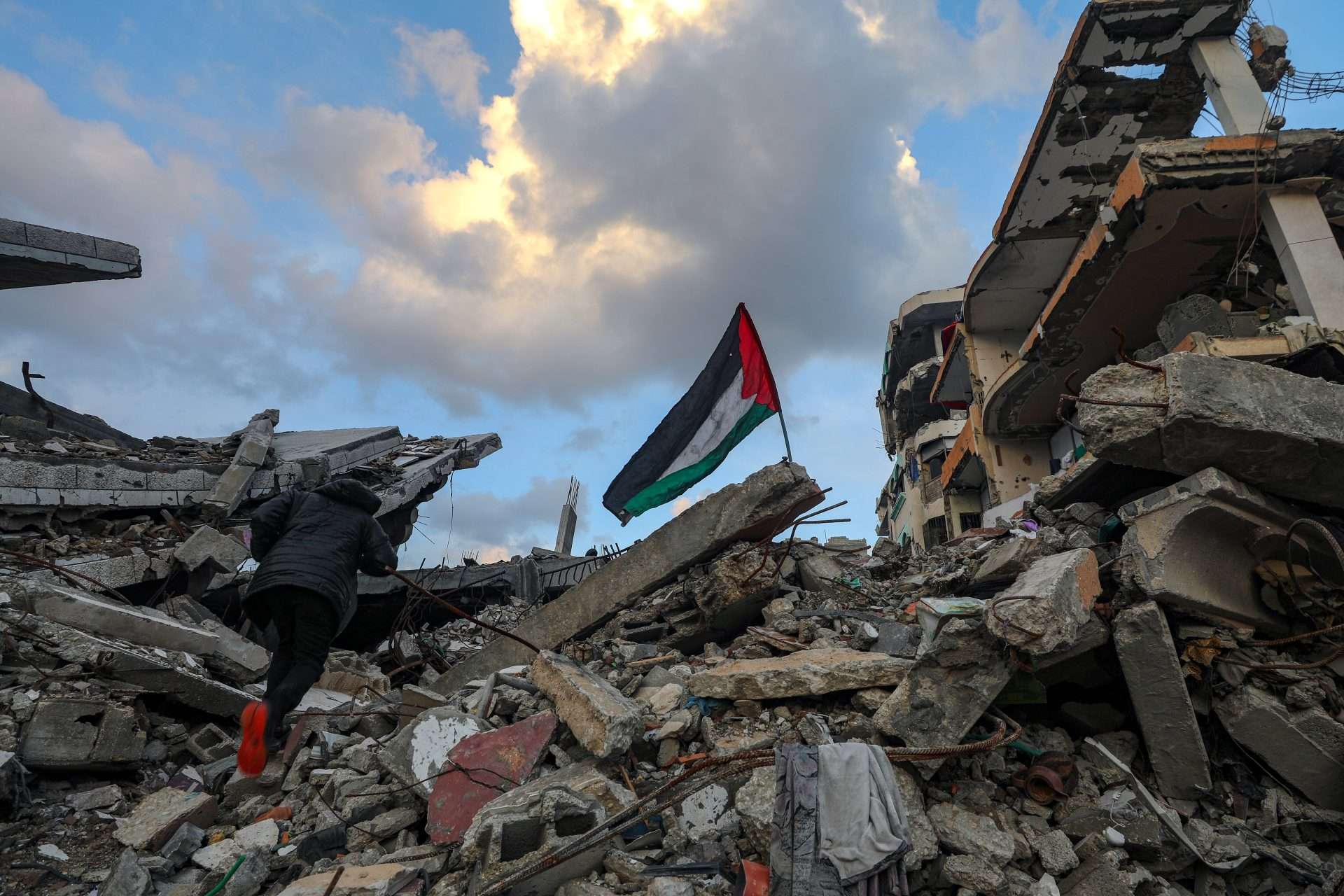 Israel abre parcialmente paso fronterizo de Rafah tras presión internacional