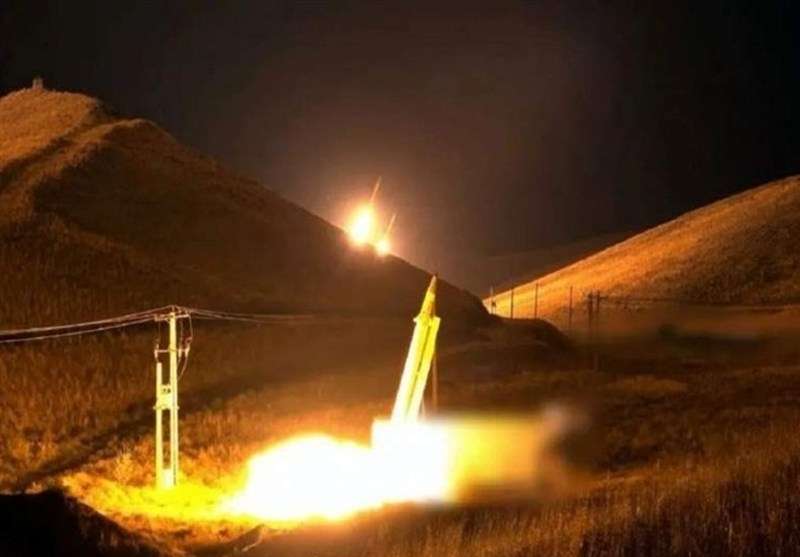 Más de 100 objetivos israelíes alcanzados en nueva ola de ataques iraníes