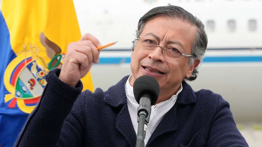 Como una “monstruosidad” calificó Petro la subida de aranceles en Ecuador a 100%